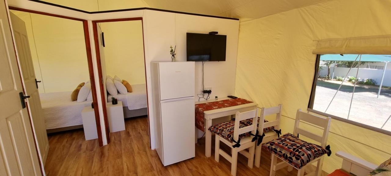 Zonnevanger Guesthouse Noorder-Paarl ภายนอก รูปภาพ