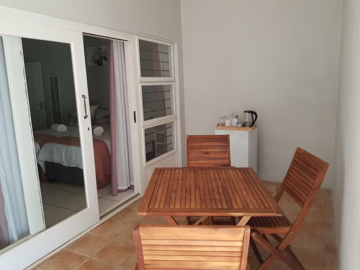 Zonnevanger Guesthouse Noorder-Paarl ภายนอก รูปภาพ