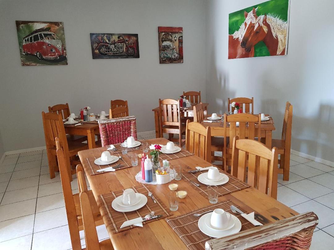 Zonnevanger Guesthouse Noorder-Paarl ภายนอก รูปภาพ